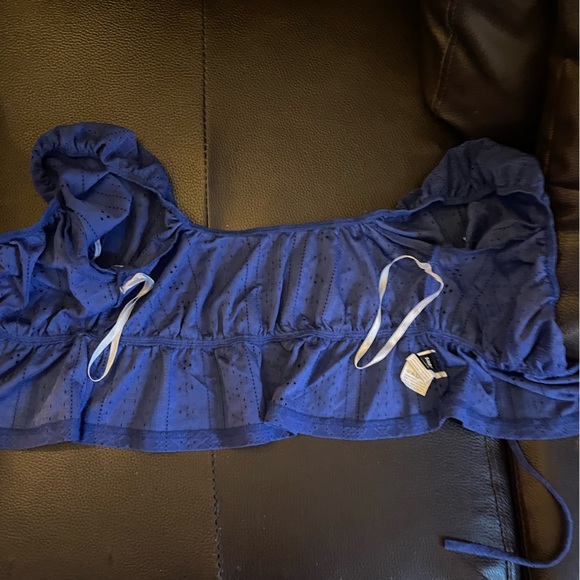 beautiful tie up shirt size XS! - Picture 3 of 4